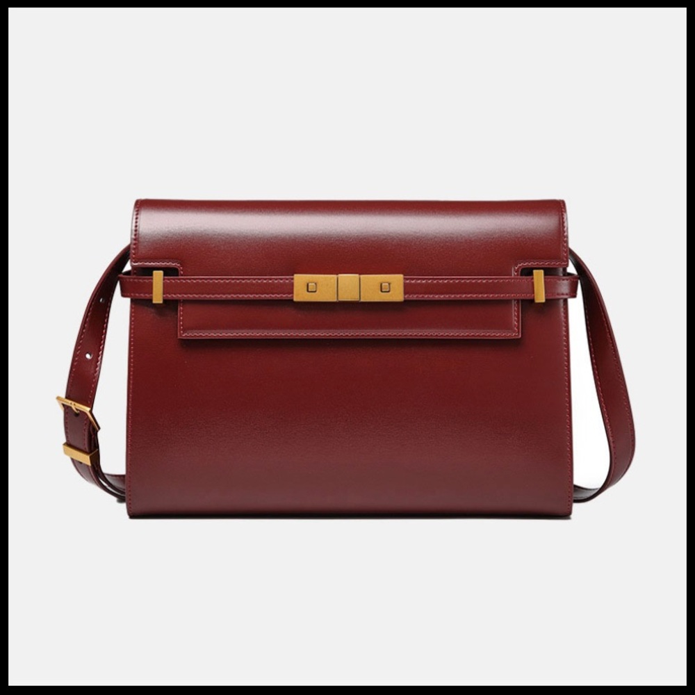 Classy leather shoulder bag